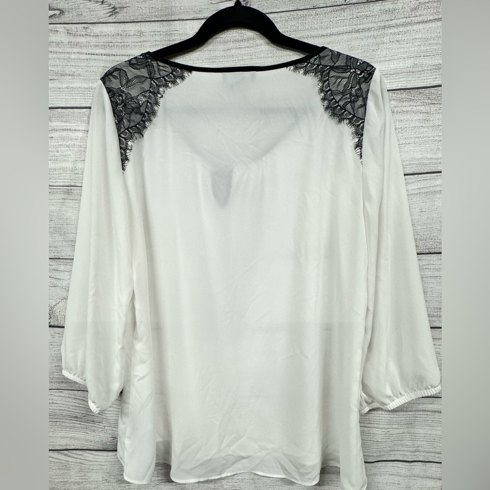 Sheer Black Trim Blouse - Picture 4 of 4